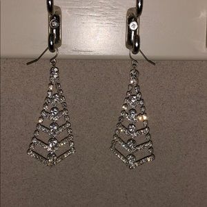 Dangle earring